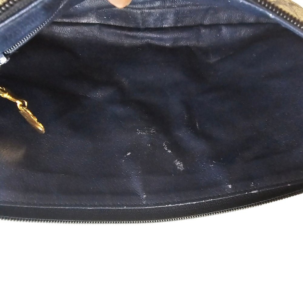 Gucci Beige and Black GG Monogram Pouch - Picture 15 of 16